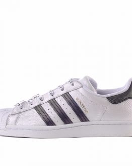adidas Originals Superstar Sneaker Queen