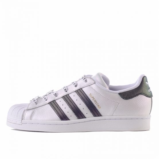 adidas Originals Superstar Sneaker Queen