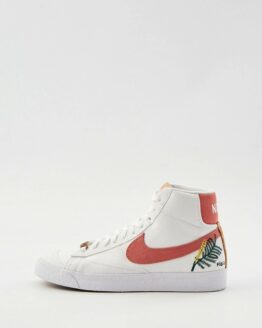 Кеды Nike W BLAZER MID '77 SE Кеды Nike W BLAZER MID '77 SE